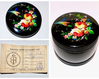 FEDOSKINO Soviet USSR Russian Lacquer Box 1980s H/Painted "Flowers & Bird"+Paper