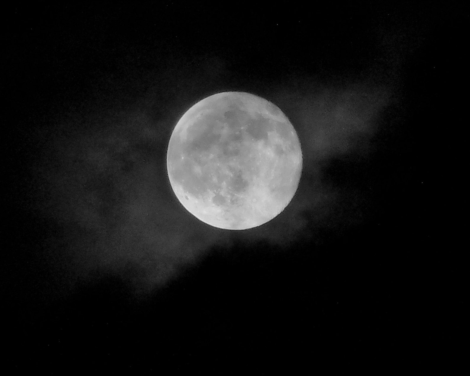 CLOUDY FULL Moon--full Moon, Lunar Photography, Moon Photography, Full