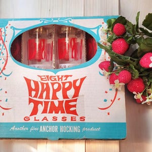 Vintage Anchor Hocking Strawberry Drinking Glasses in Original Box - Strawberry Kitchen Decor