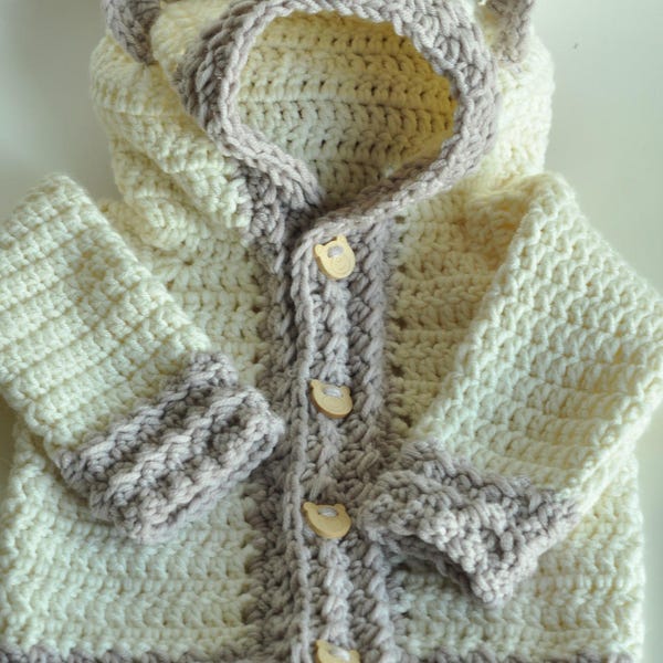 Gilet à capuche ''Petit Ours'' tricoté au crochet, laine Mérinos