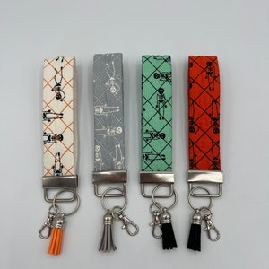 Skeleton Wristlet Keyfobs - Halloween Keychain/ Cotton Keychain/ Halloween Keychain/ Halloween Gift/ Spooky Keychain