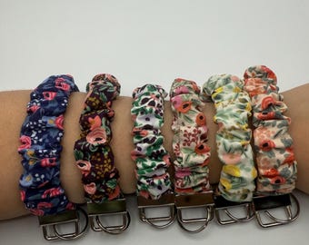 SCRUNCHIE WRISTLET | Riffle Paper | Keychain | Car key Holder| Summer Wristlet | Floral Key Chain | Cute Key Chains for Her