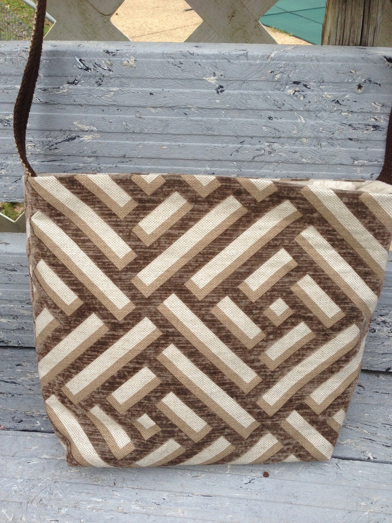 SHOULDER STRAP TOTE medium great for work or play