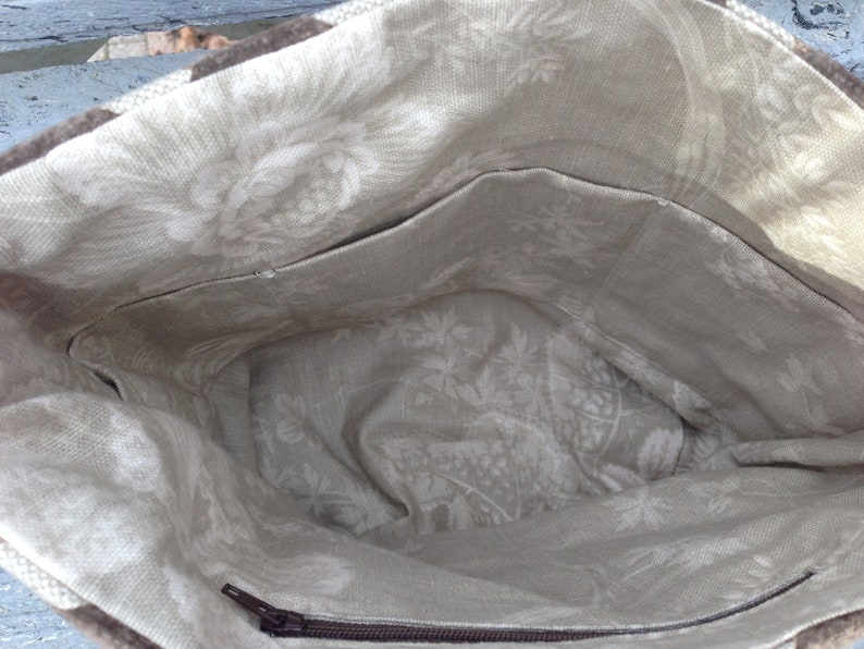 SHOULDER STRAP TOTE medium great for work or play