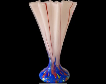 Kralik Glass Vase Star Rim