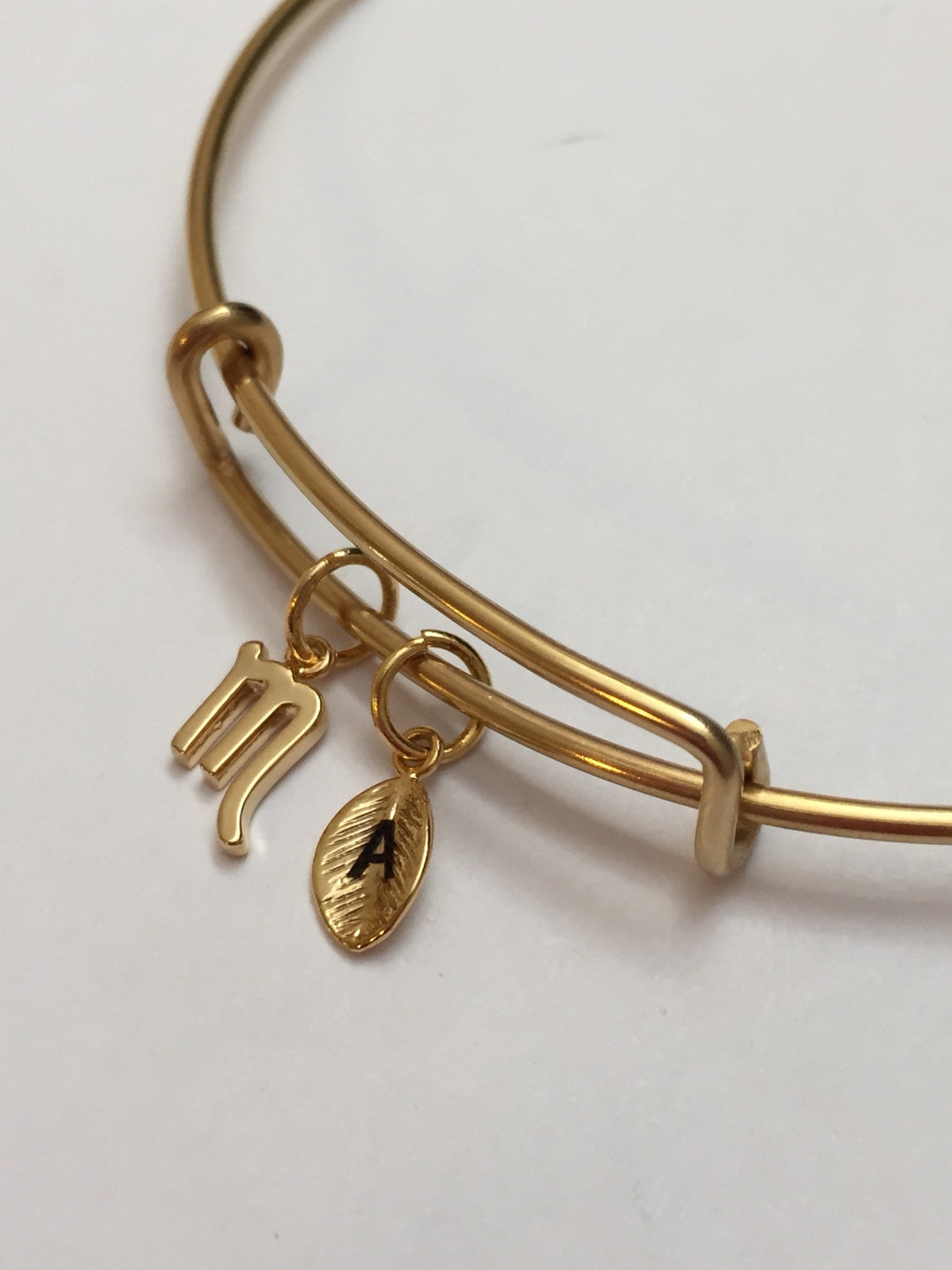 Bracelet De Main Style Esclave Avec Pendentif Scorpion Doré - Réglable, Fermoir Pince - Parfait Pour Soirée Ou Mariage