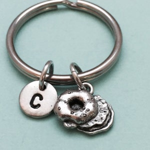 Bagel Schlüsselanhänger, Bagel Charme, Essen Schlüsselanhänger, Essen Charme, personalisierte Schlüsselanhänger, ursprüngliche Schlüsselbund, ursprüngliche Charme, Monogramm