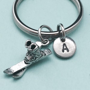 Skisleutelhanger, skibedel, skisleutelhanger, gepersonaliseerde sleutelhanger, eerste sleutelhanger, eerste bedel, aangepast, monogram