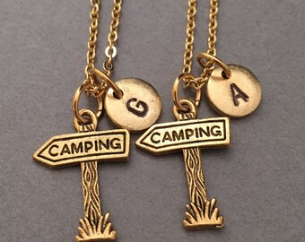 Naszyjnik najlepszy przyjaciel, Camping znak naszyjnik, naszyjnik Camp, BFF naszyjnik, Siostra, biżuteria przyjaźń, spersonalizowane, początkowe, monogram