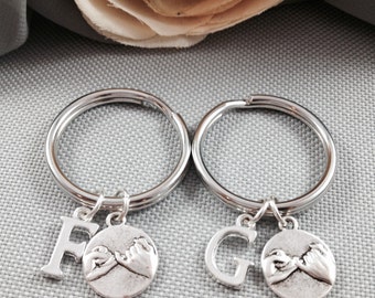 Pinky promise keychain, best friend keychain, pinky swear, initial keychain, bff keychain, sister keychain, gift for friends, friendship