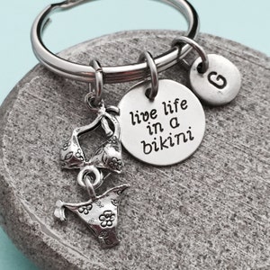 Beach keychain, beach charm, vacation keychain, personalized keychain, initial keychain, customized keychain, monogram