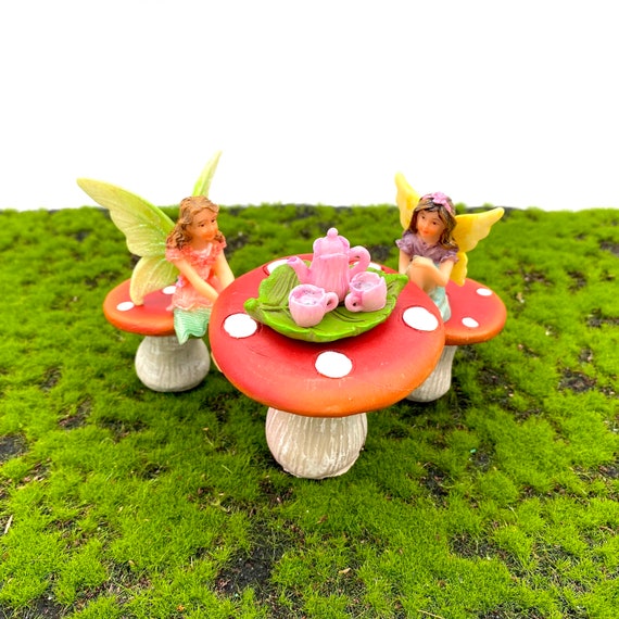 Mushroom table and chairs for sale deals
