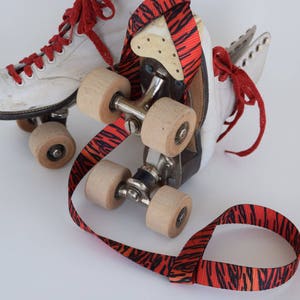 Skate leash, The Tiger King, Skate leash, Skate Strap, Skate Sling, Yoga Strap, Yoga Mat Strap, skateboard strap, tiger print, stretch strap