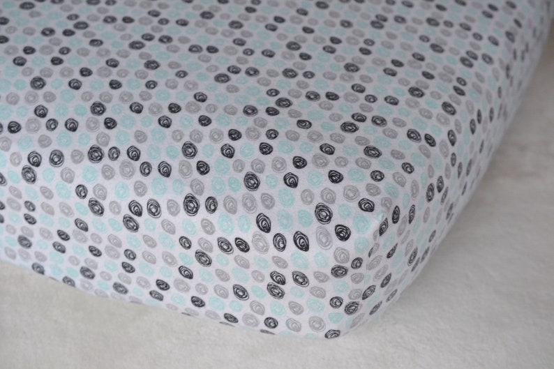 polka dot cot sheet