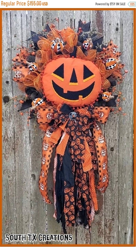 ON SALE 15% OFF Halloween Wreath, Jack o lantern Wreath, Halloween Pumpkin Wreath,Halloween Door, Halloween Decor, Primitive Wreath,Whimsica