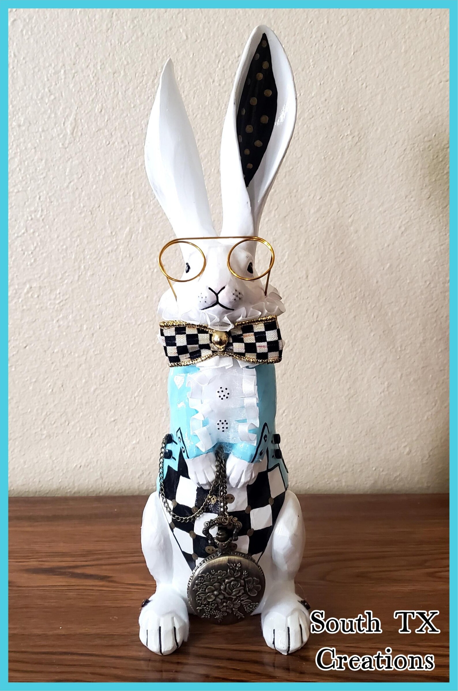 Deluxe White Rabbit, Alice In Wonderland