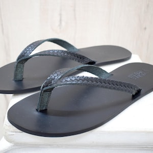 Men’s Barefoot Grounding Sandals – Zero Drop Leather Earthing Sandals | Handmade in Cyprus Black with no heel