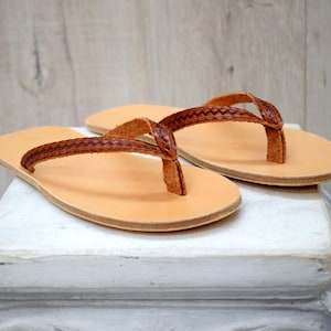 Men’s Barefoot Grounding Sandals – Zero Drop Leather Earthing Sandals | Handmade in Cyprus Tan with no heel