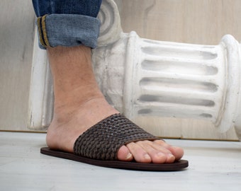 Earthing Men Slides Sandals made from leather