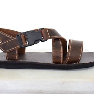 Handgemaakte leren herensandalen met gratis expresverzending