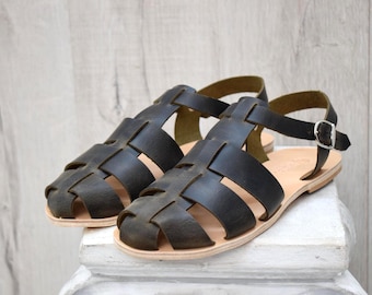 Men’s Leather Greek Fisherman Sandals – Handmade Closed-Toe Strappy Shoes with Buckle