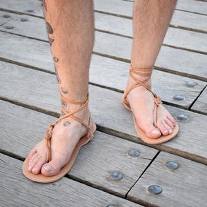 Huarache Barefoot Sandals for outdoor experience made from leather