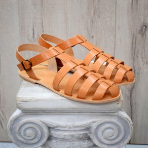 Men’s Greek Leather Fisherman Sandals – Handmade Natural Tan Sandals with Buckle Strap