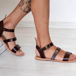 Men&#39;s Sports Sandals Leather Handmade and Modern