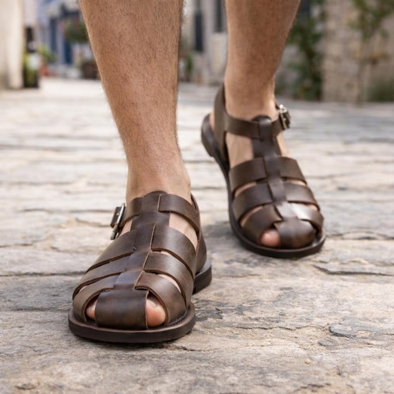 Men’s Handmade Leather Fisherman Sandals: Closed-Toe Summer Shoes image 1