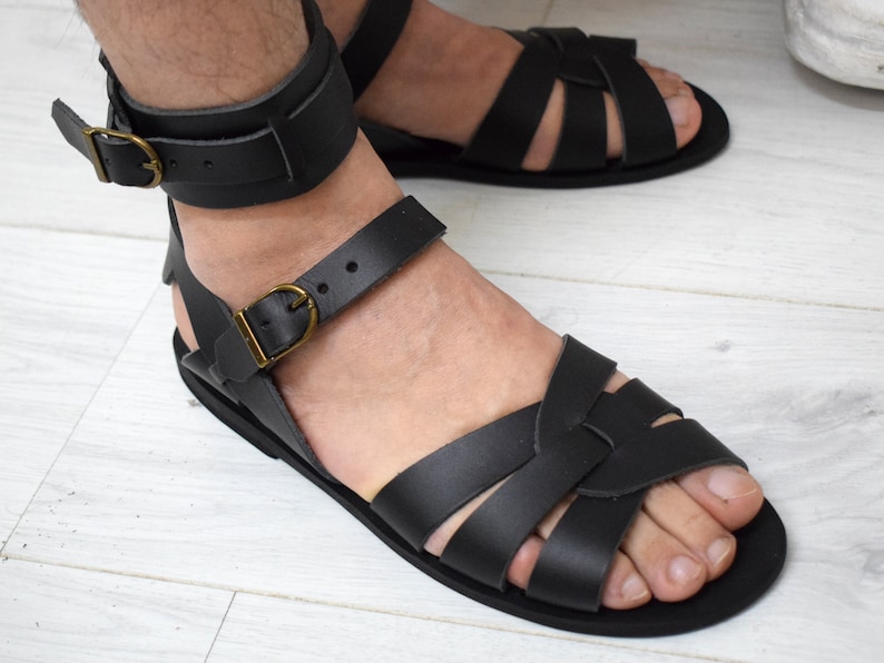 Brown Men sandals with High Quality Genuine Leather and Free expedited shipping. Black