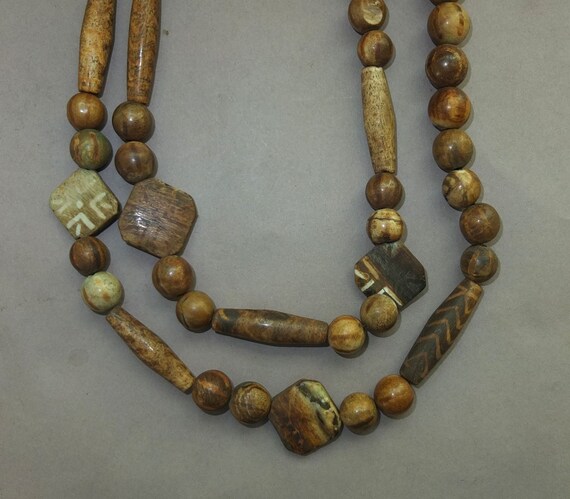 Long Heavy Beaded Strand Necklace with Fossilized… - image 4