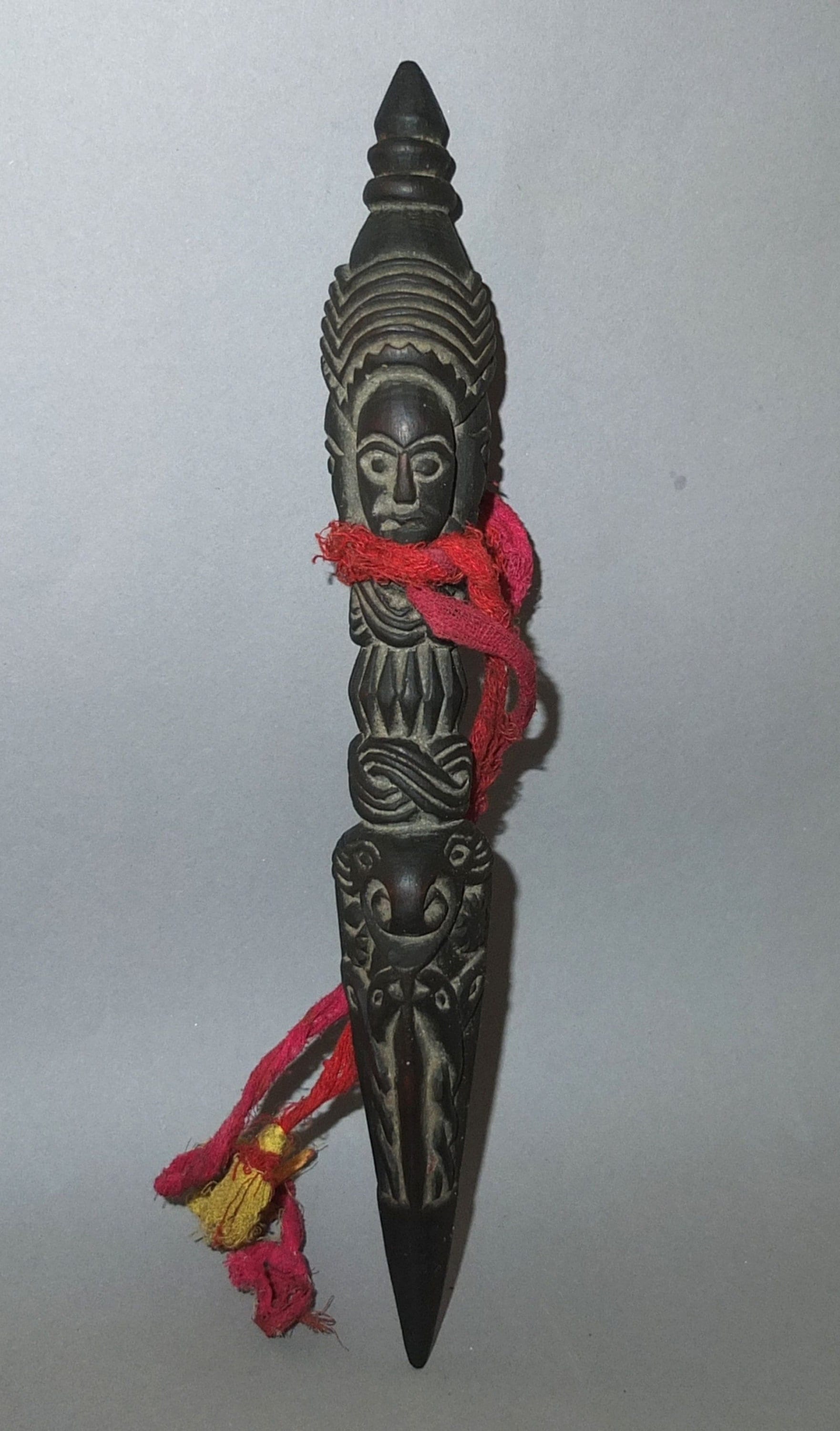 Kartika tibétain (objet arme spirituelle bouddhiste) avec dorje en laiton  doré de 12 cm