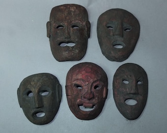 アンティークのグルン族の堅木製民族マスク、ネパールの部族芸術