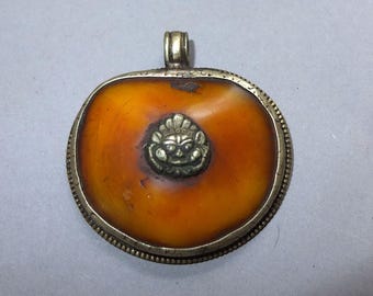 Tribal Resin Amulet Pendant, Nepal Tibet Jewelry
