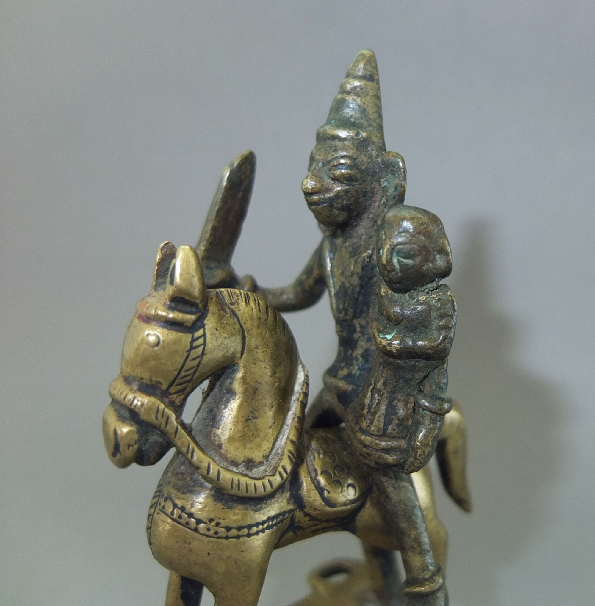 アンティークブロンズ製シヴァ・パールヴァティ像、ネパールヒンドゥー