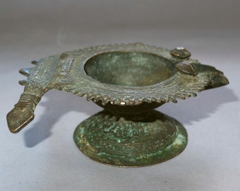 Antique Ritual Hindu Bronze Oil Lamp from Nepal, Hinduist Offering Ceremony Temple Lamp Statue, FREE SHIPPING