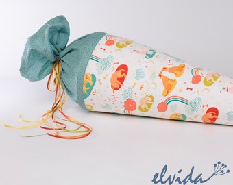 Zuckertüte Schultüte aus Stoff Hundeliebe personalisiert Namensschild