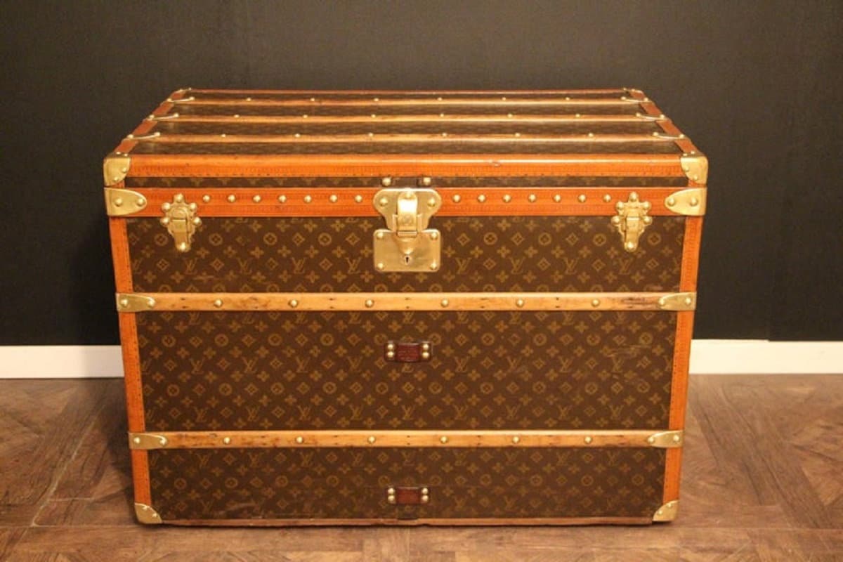 Orange Steamer Trunk from Louis Vuitton for sale at Pamono