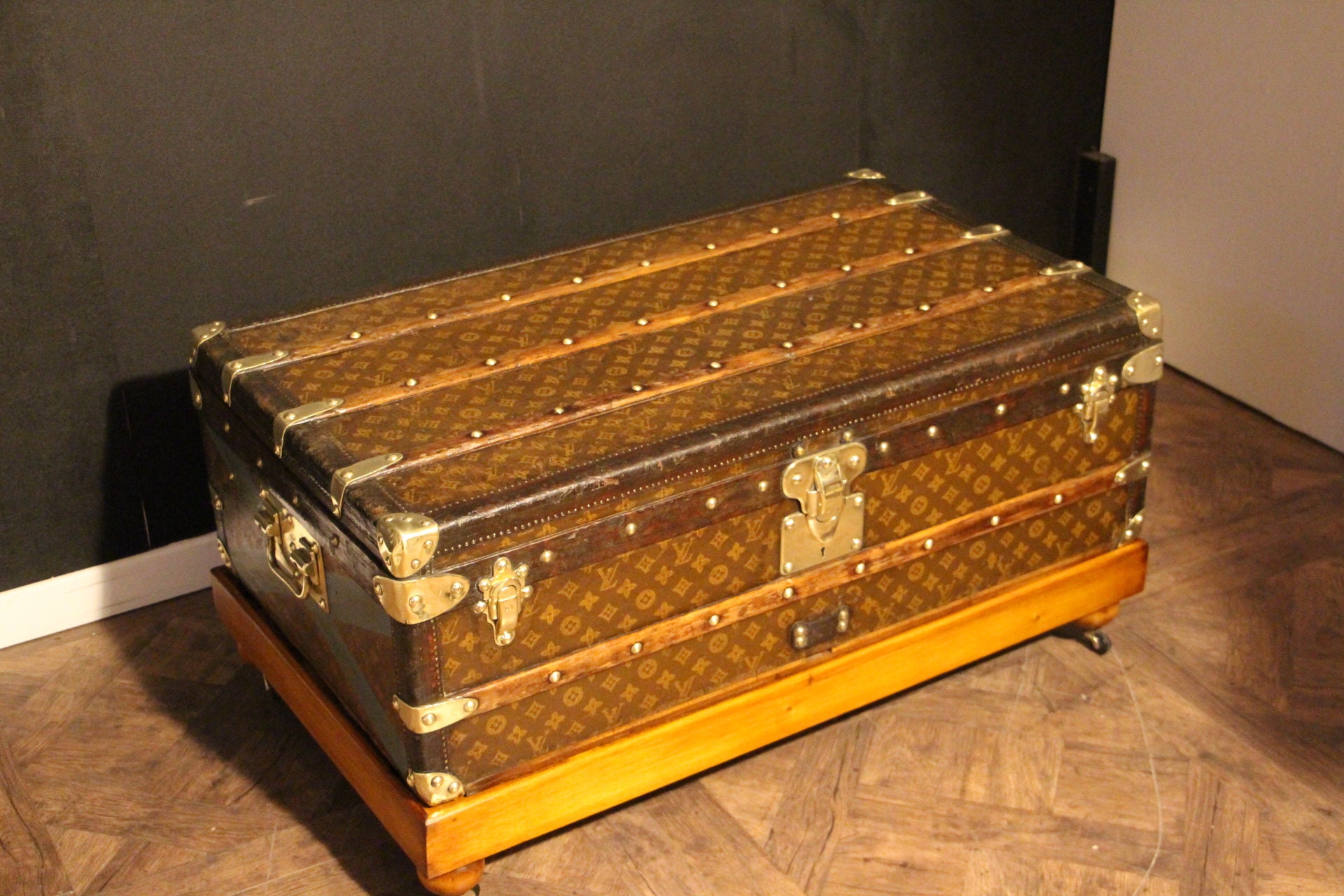 Past auction: Large Louis Vuitton monogrammed steamer trunk circa