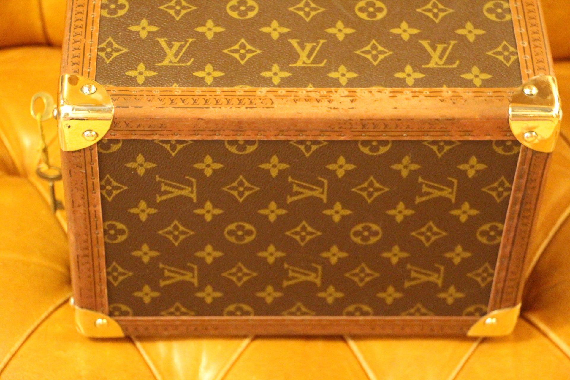 Louis Vuitton Vintage Cosmetic Train Case