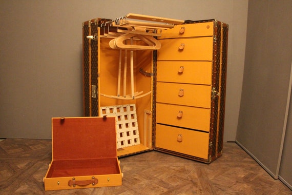 1930 S Louis Vuitton Wardrobe Trunk Etsy