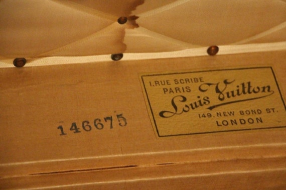 1920's Louis Vuitton Steamer Trunk In Stenciled Monogram - Red Rose Paris