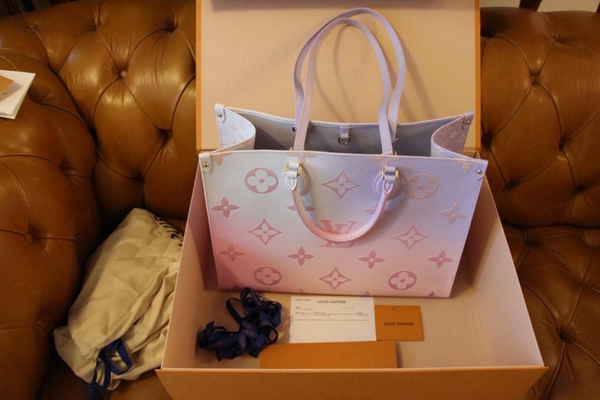 Louis Vuitton ONTHEGO MM Pastel Tote Beige Pink White Giant Flower