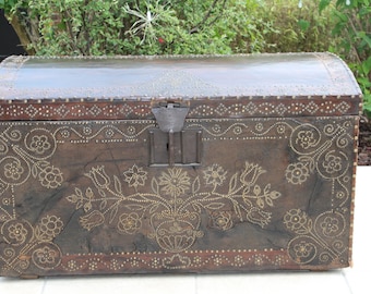 17th Century Leather Trunk, 17th Century Chest