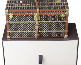 Louis Vuitton Trunk Miniature, Louis Vuitton trunk Paperweight