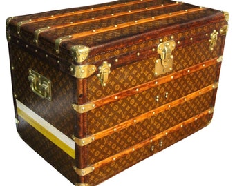 1920’s-1930’s Louis Vuitton Trunk in Monogram, 80 cm Louis Vuitton Steamer Trunk