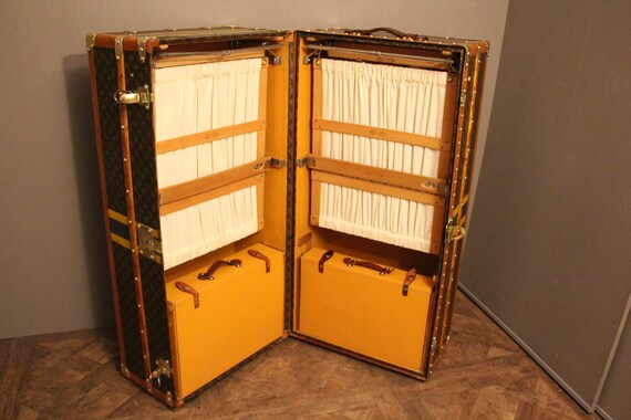 1930s Louis Vuitton Wardrobe Trunk In Monogram Double Hanging Etsy