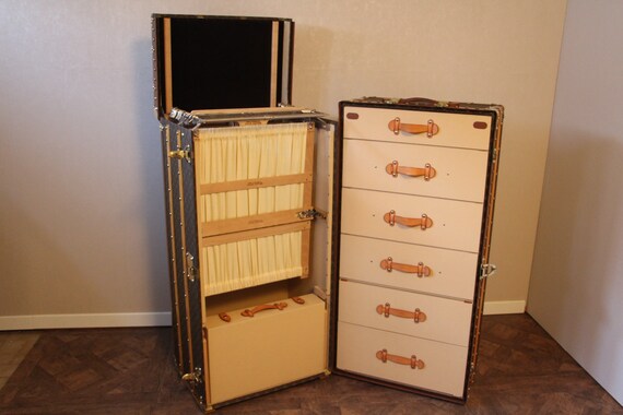 Extra Large Louis Vuitton Wardrobe Trunk , Louis V