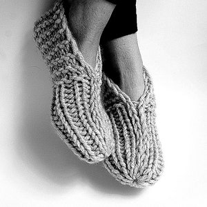 KNITTING PATTERN Slipper Socks Booties Super Easy Adult Sizes Unisex ENGLISH