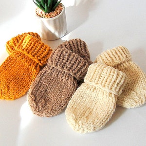 KNITTING PATTERN Easy Mittens Pattern  Thumbless  Newborn Baby Boy Baby Girl Mittens Without Thumb